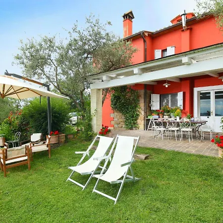 Paradiso By Interhome